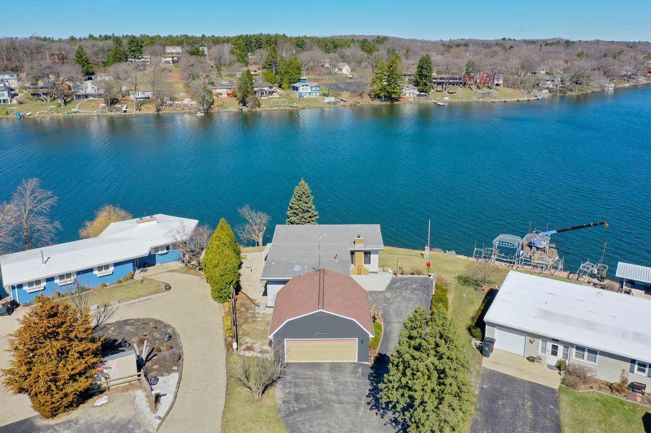 N7374 Chapel DRIVE, Whitewater, WI 53190