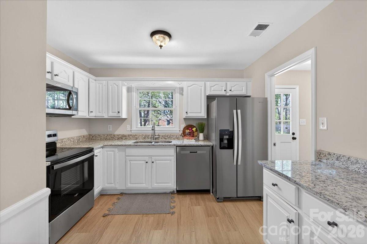 6576 Stoney Ridge Road, Matthews, NC 28104