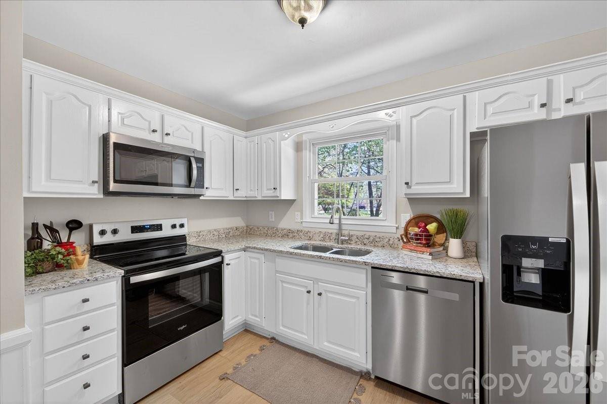 6576 Stoney Ridge Road, Matthews, NC 28104