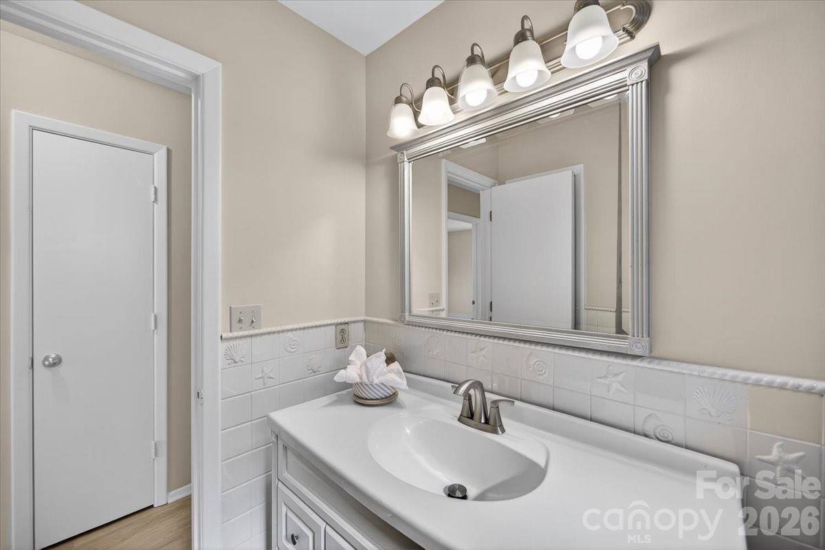 6576 Stoney Ridge Road, Matthews, NC 28104