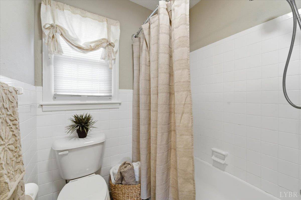 108 Mount Sterling Drive, Lynchburg, VA 24502