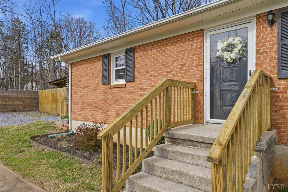 108 Mount Sterling Drive, Lynchburg, VA 24502