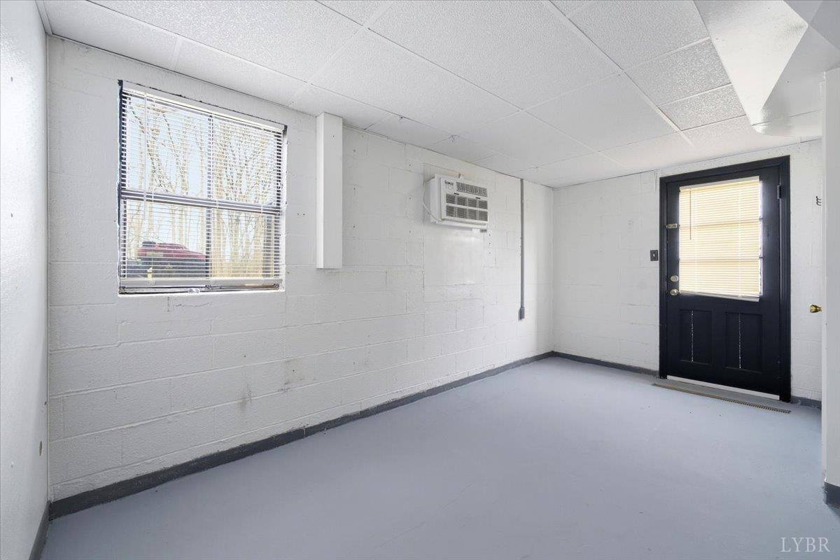 108 Mount Sterling Drive, Lynchburg, VA 24502