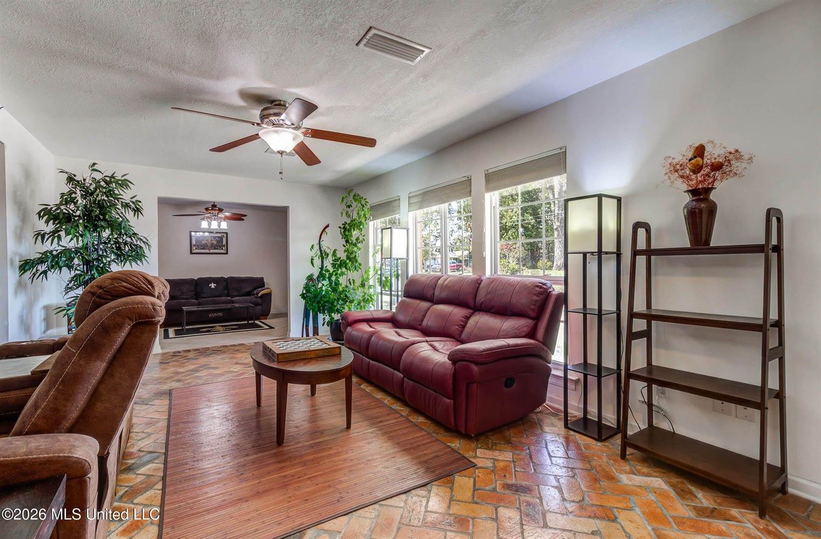 5809 David Davis Place, Ocean Springs, MS 39564