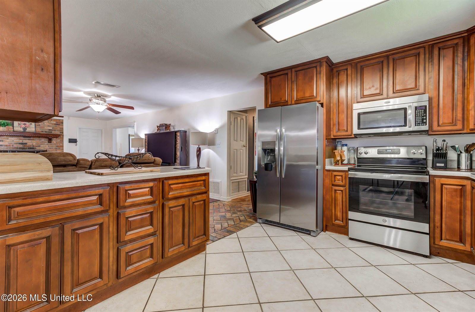 5809 David Davis Place, Ocean Springs, MS 39564