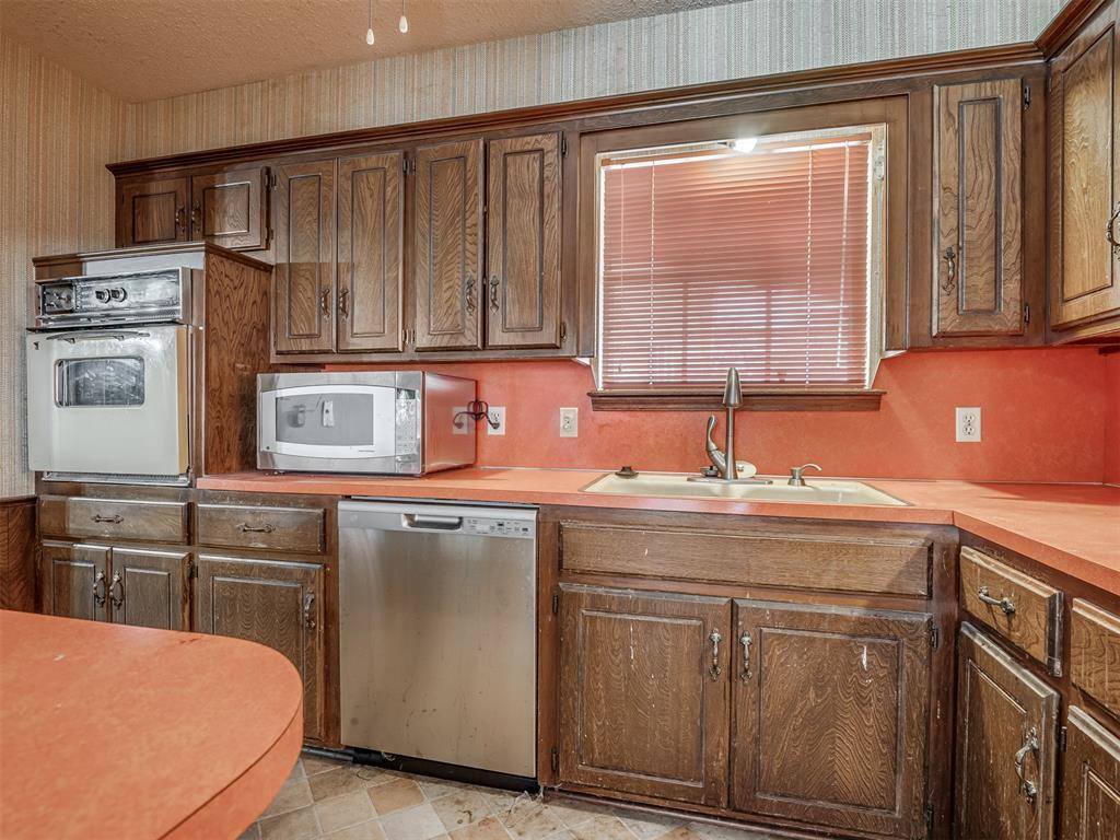 7 Kiowa, Shawnee, OK 74801