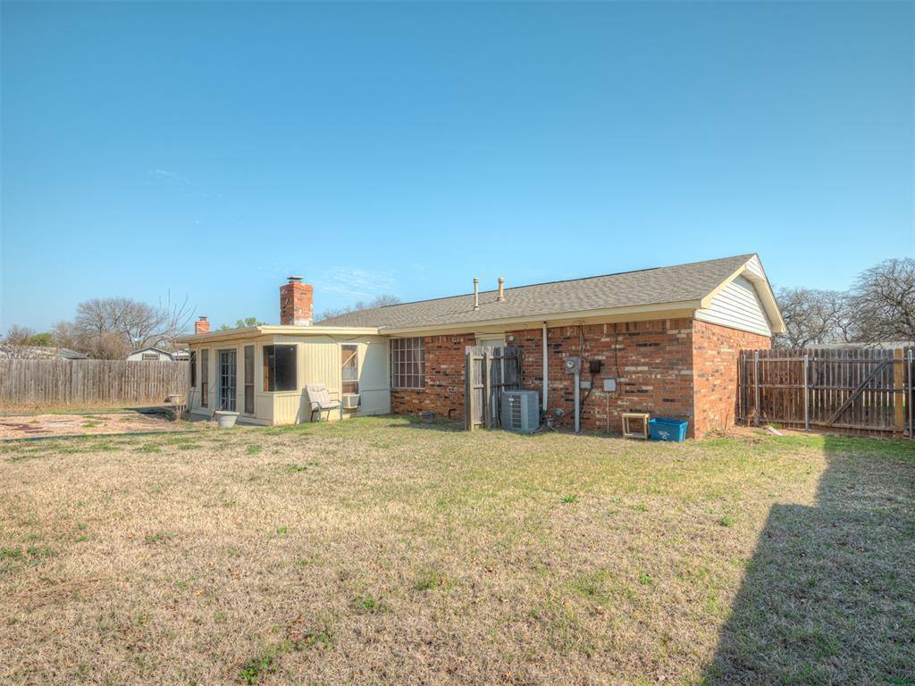 7 Kiowa, Shawnee, OK 74801