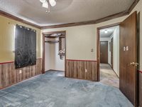 7 Kiowa, Shawnee, OK 74801