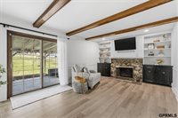 12402 Shamrock Road, Omaha, NE 68154