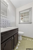 12402 Shamrock Road, Omaha, NE 68154