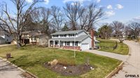 12402 Shamrock Road, Omaha, NE 68154