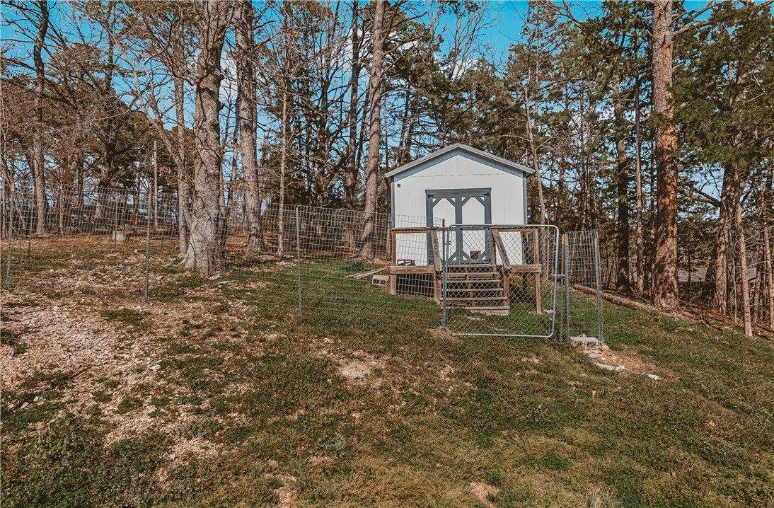 8512 Pine Ridge Drive, Rogers, AR 72756