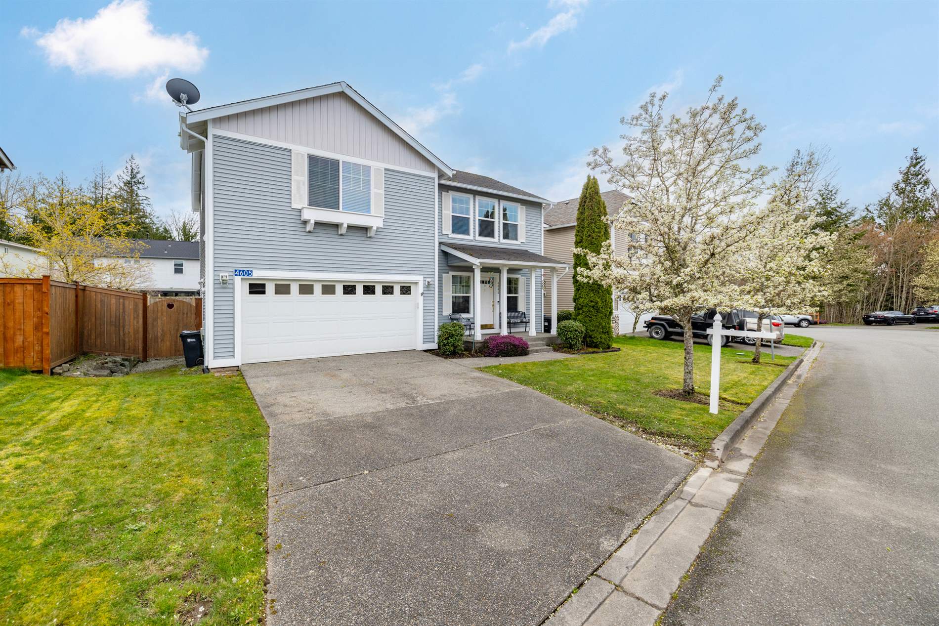4605 Hidden Lake Loop, Mount Vernon, WA 98273