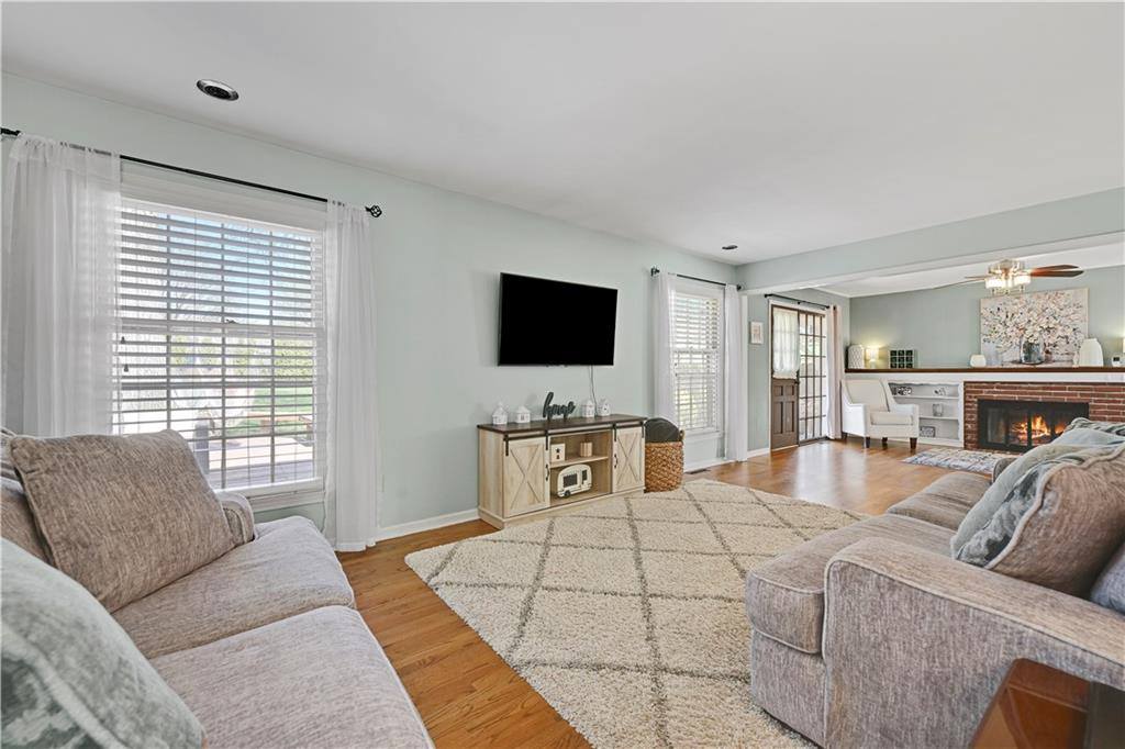 9207 Moody Park Drive, Overland Park, KS 66212
