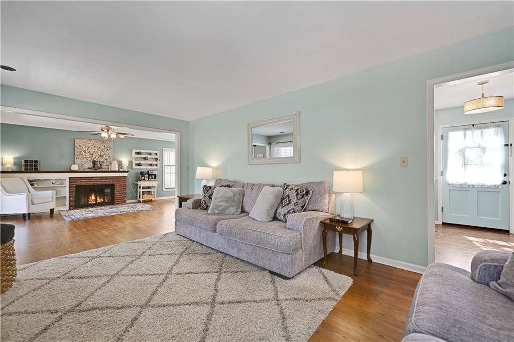 9207 Moody Park Drive, Overland Park, KS 66212