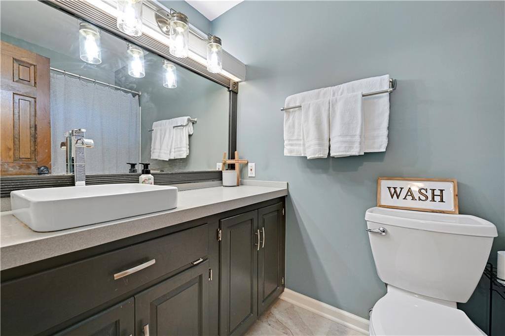 9207 Moody Park Drive, Overland Park, KS 66212
