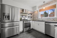 1110 10th St, Irwin, PA 15642