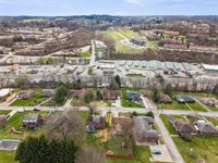 1110 10th St, Irwin, PA 15642