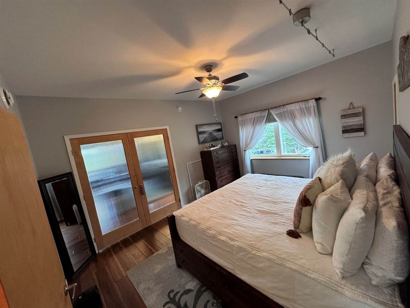 860 Ridgepointe Drive, Fairbanks, AK 99709