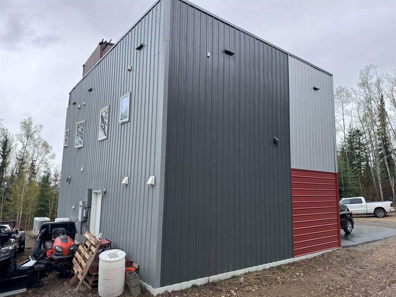 860 Ridgepointe Drive, Fairbanks, AK 99709