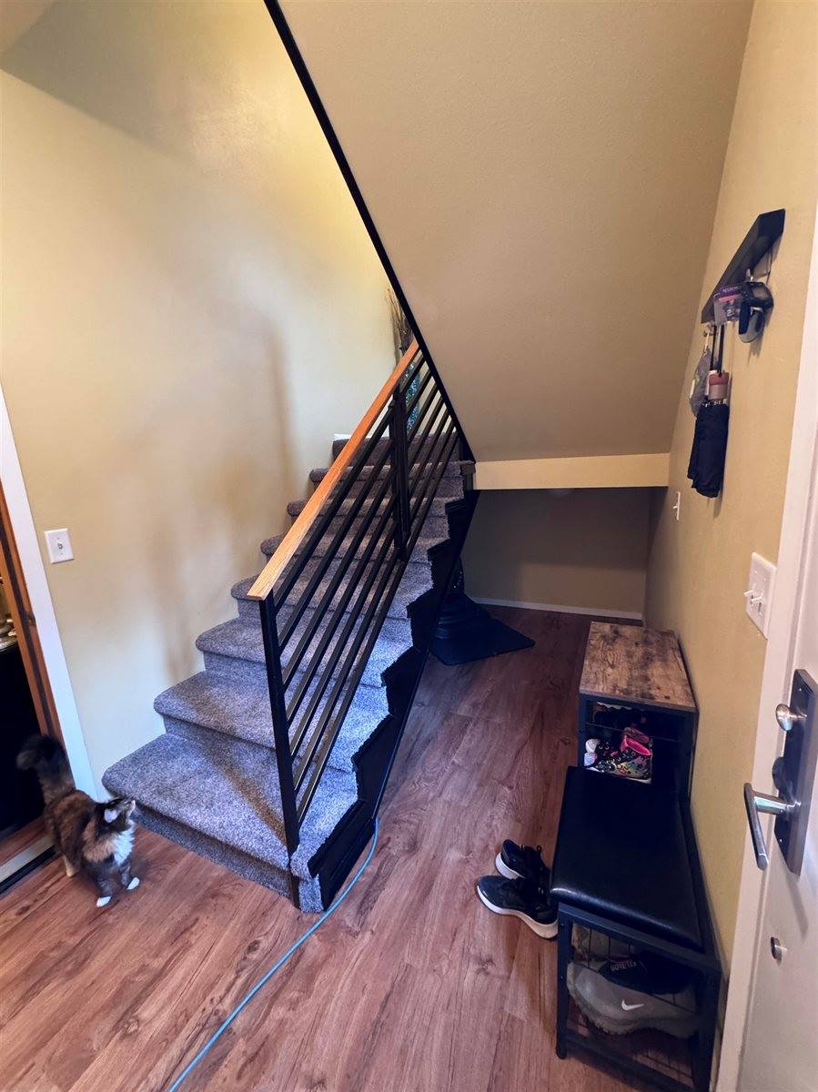 860 Ridgepointe Drive, Fairbanks, AK 99709