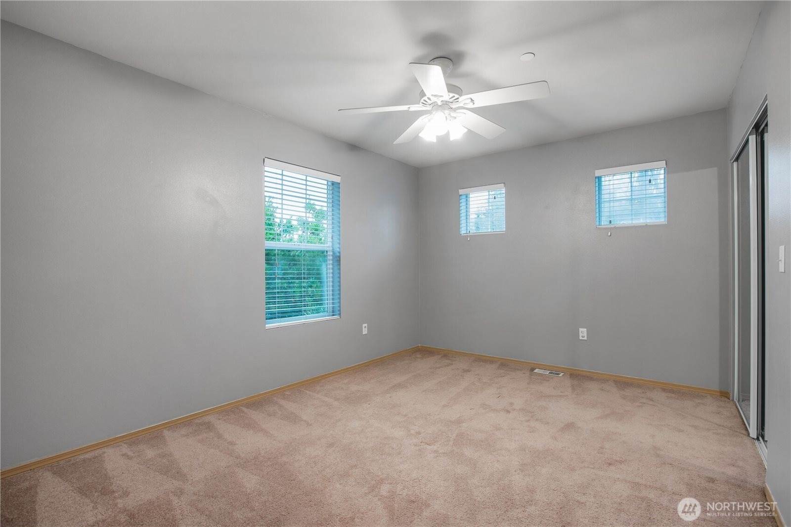 3070 O'Brien Street, Dupont, WA 98327