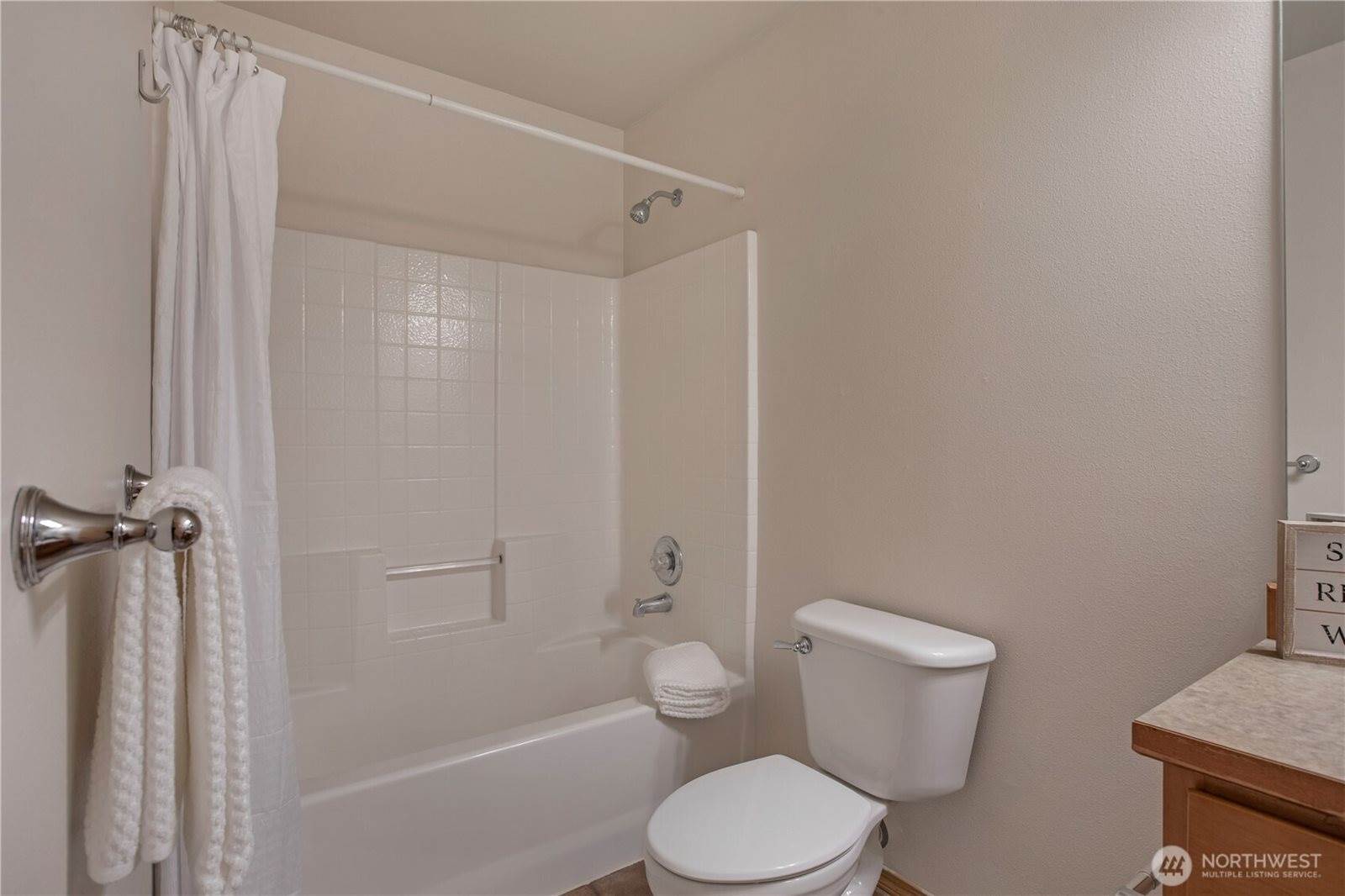 3070 O'Brien Street, Dupont, WA 98327