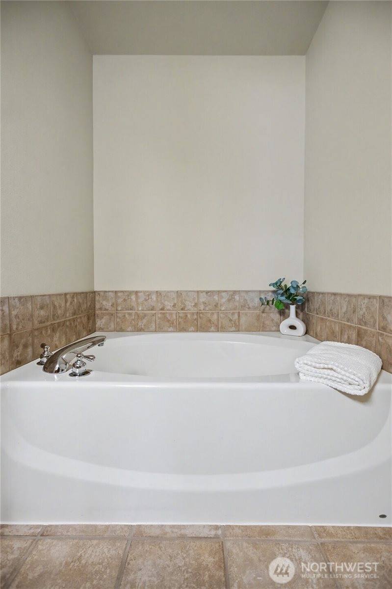 3070 O'Brien Street, Dupont, WA 98327