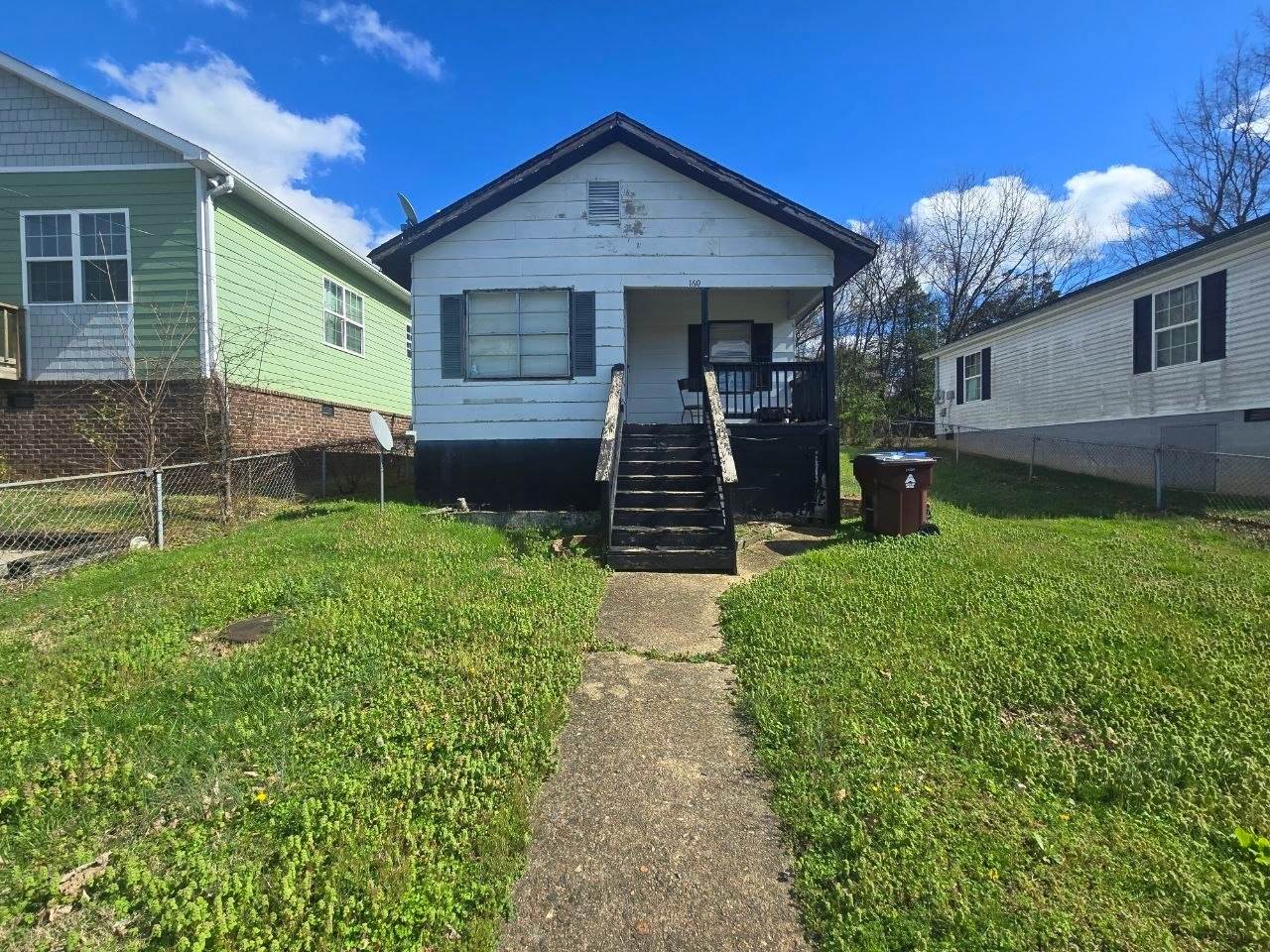 160 Bessie Harvey Ave, Alcoa, TN 37701