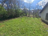 160 Bessie Harvey Ave, Alcoa, TN 37701