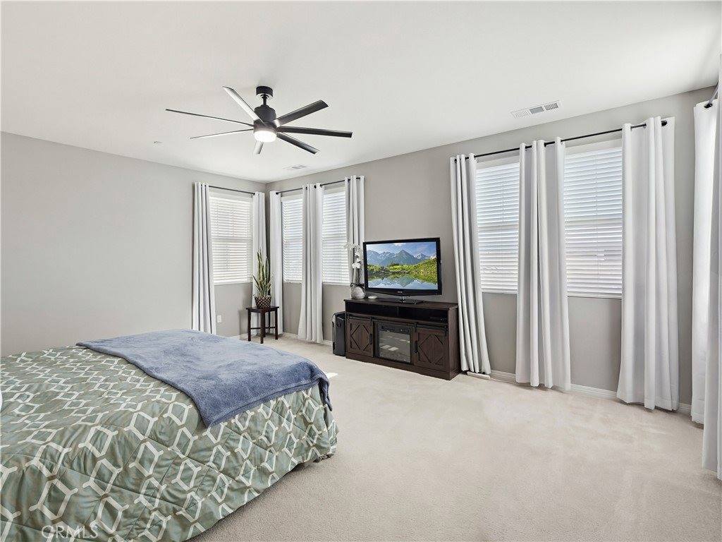 20818 Red Sky Court, Saugus, CA 91350