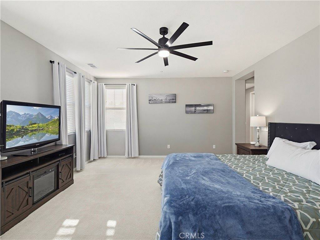 20818 Red Sky Court, Saugus, CA 91350