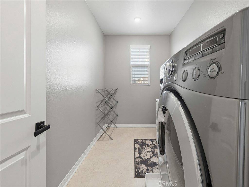 20818 Red Sky Court, Saugus, CA 91350