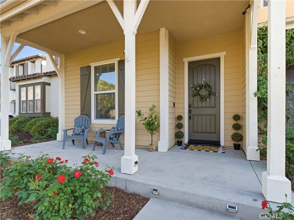 20818 Red Sky Court, Saugus, CA 91350