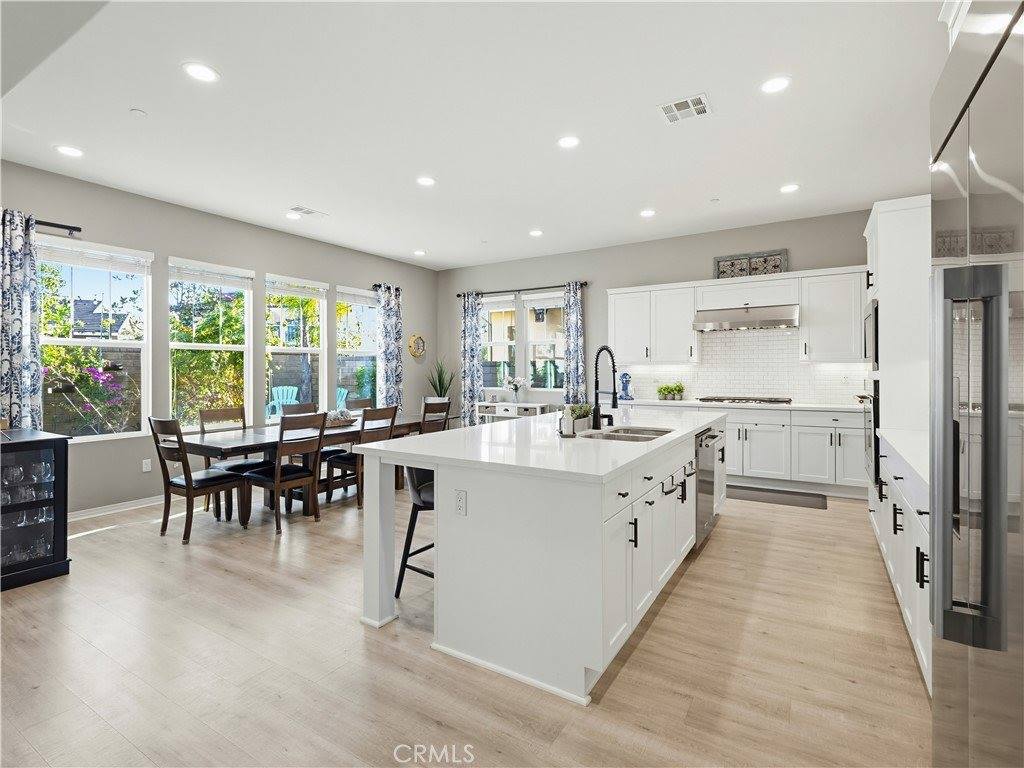 20818 Red Sky Court, Saugus, CA 91350