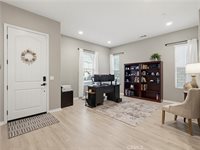 20818 Red Sky Court, Saugus, CA 91350