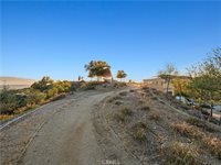 20818 Red Sky Court, Saugus, CA 91350