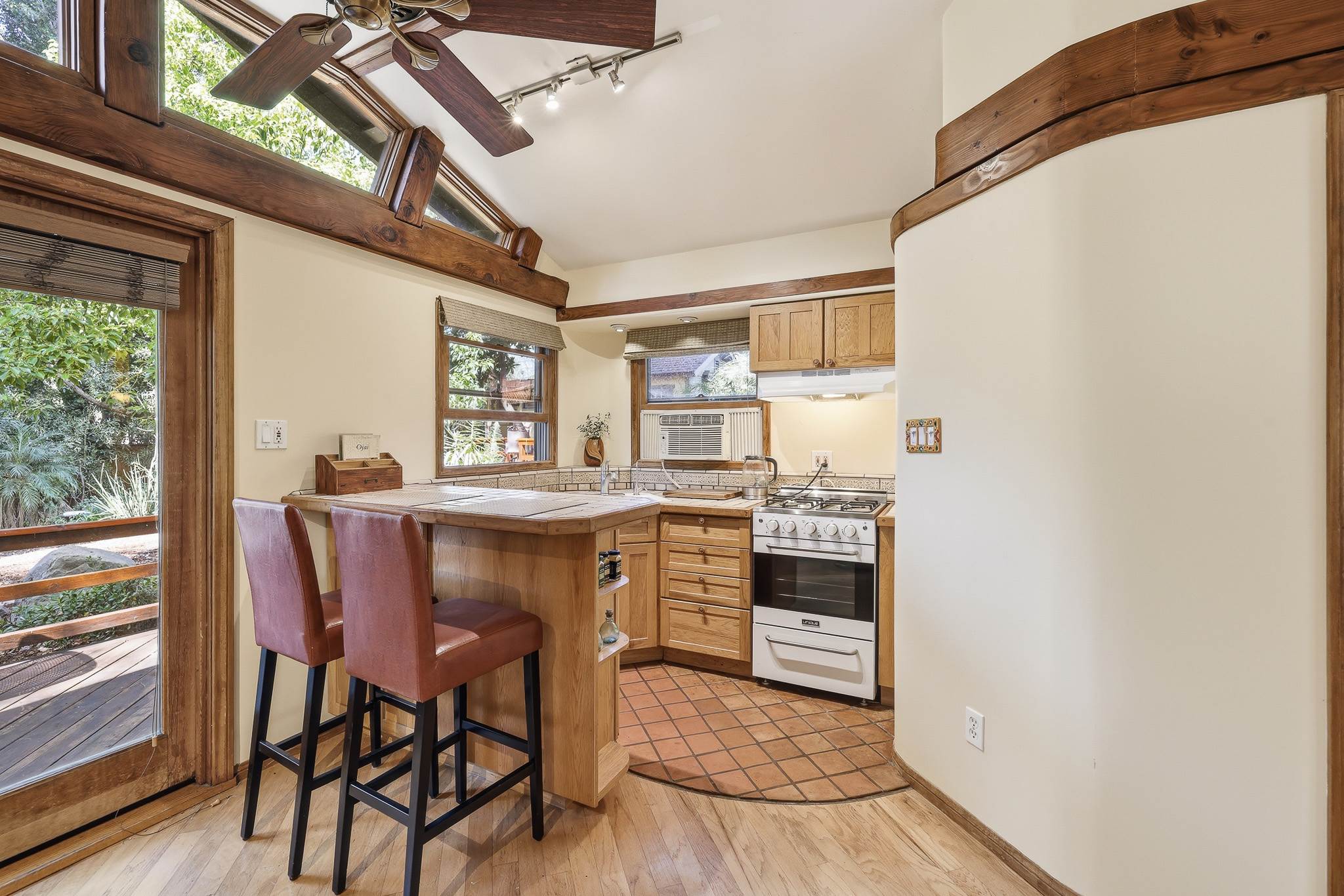 757 McNell, Ojai, CA 93023