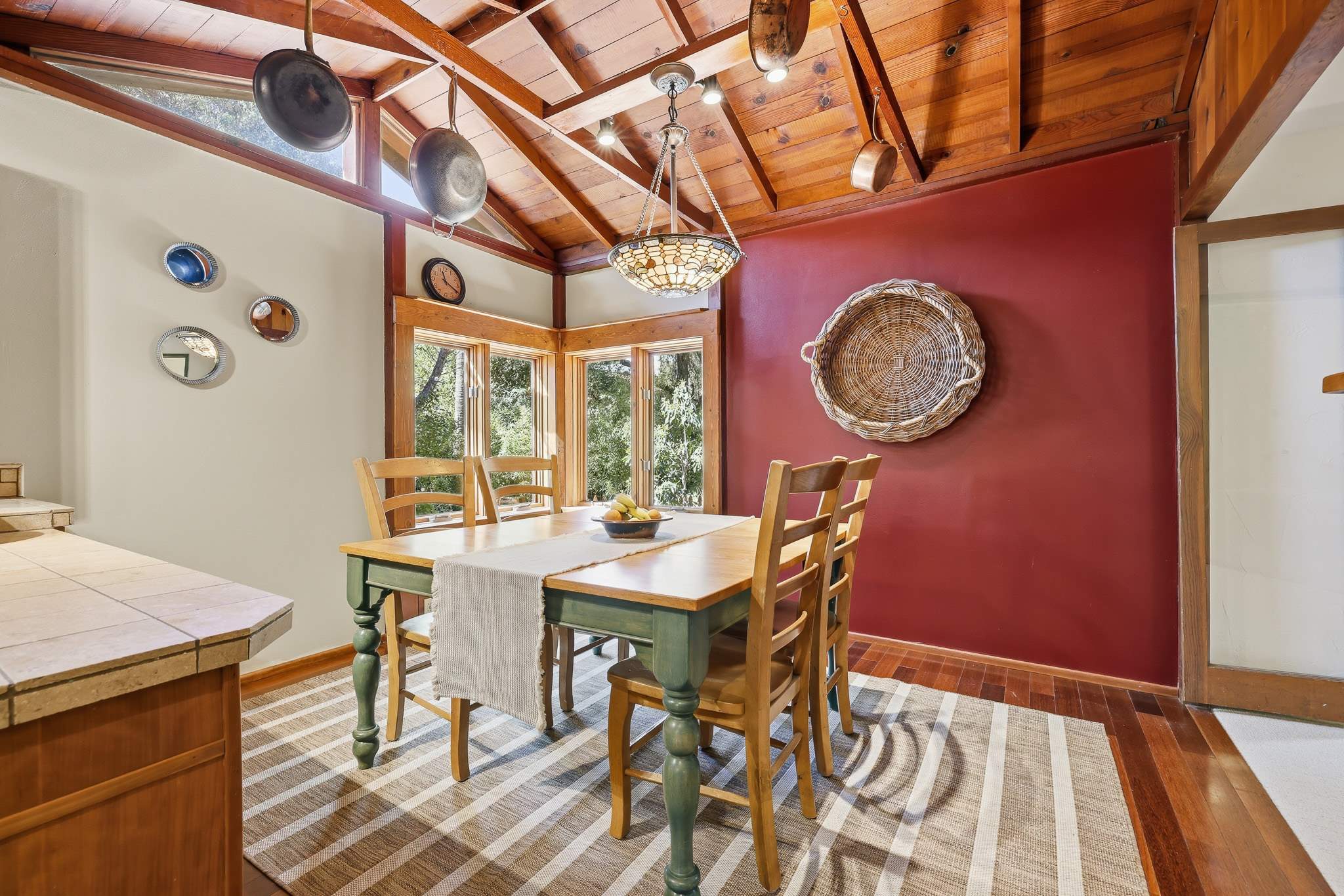 757 McNell, Ojai, CA 93023