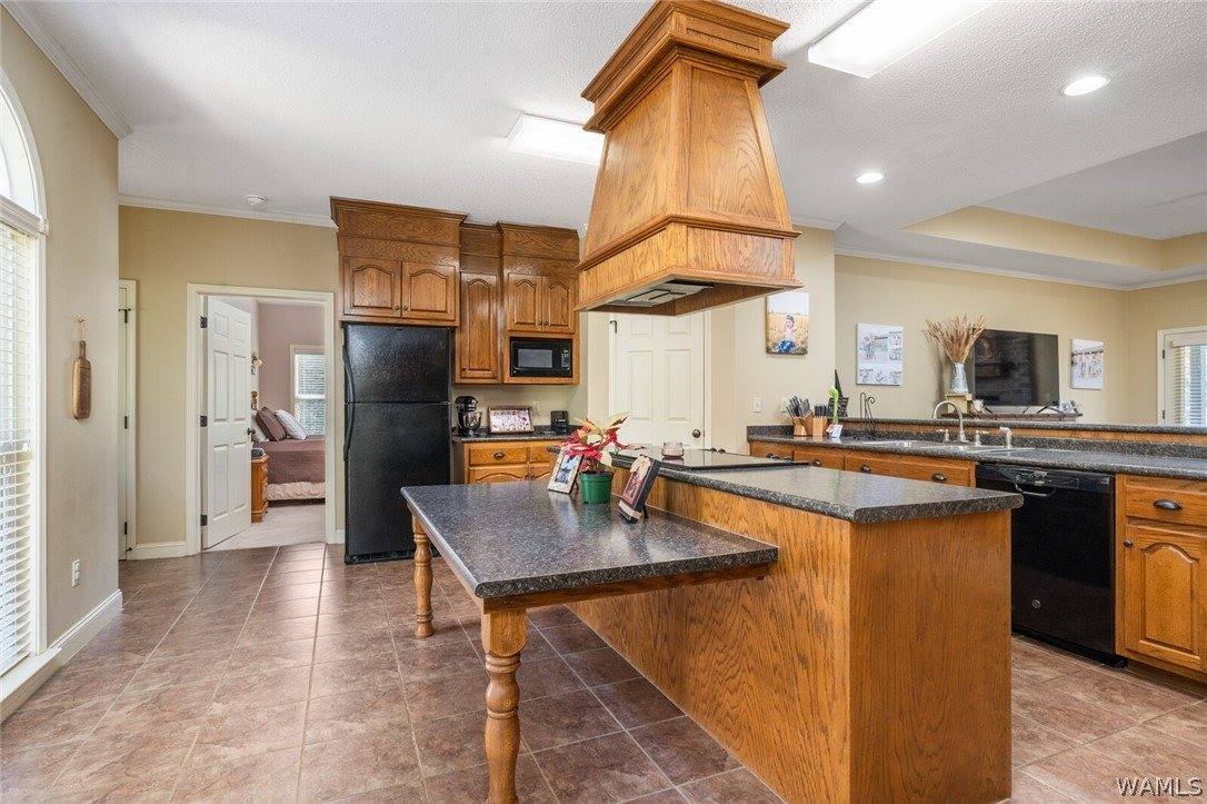 14530 Lost Lake Drive, Tuscaloosa, AL 35405