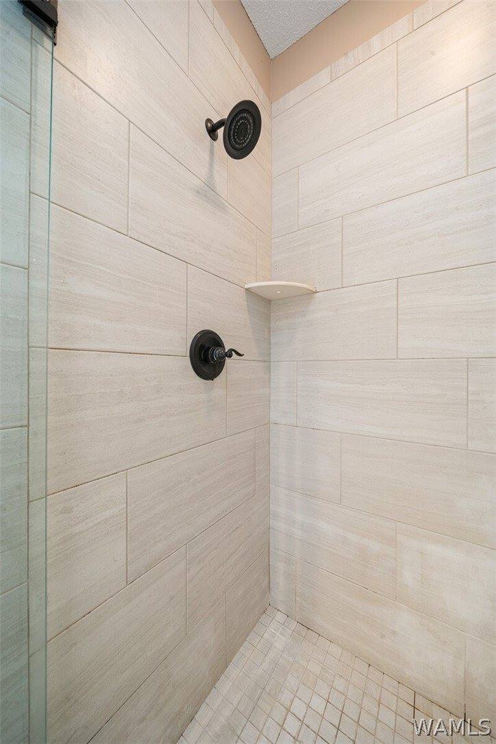 14530 Lost Lake Drive, Tuscaloosa, AL 35405