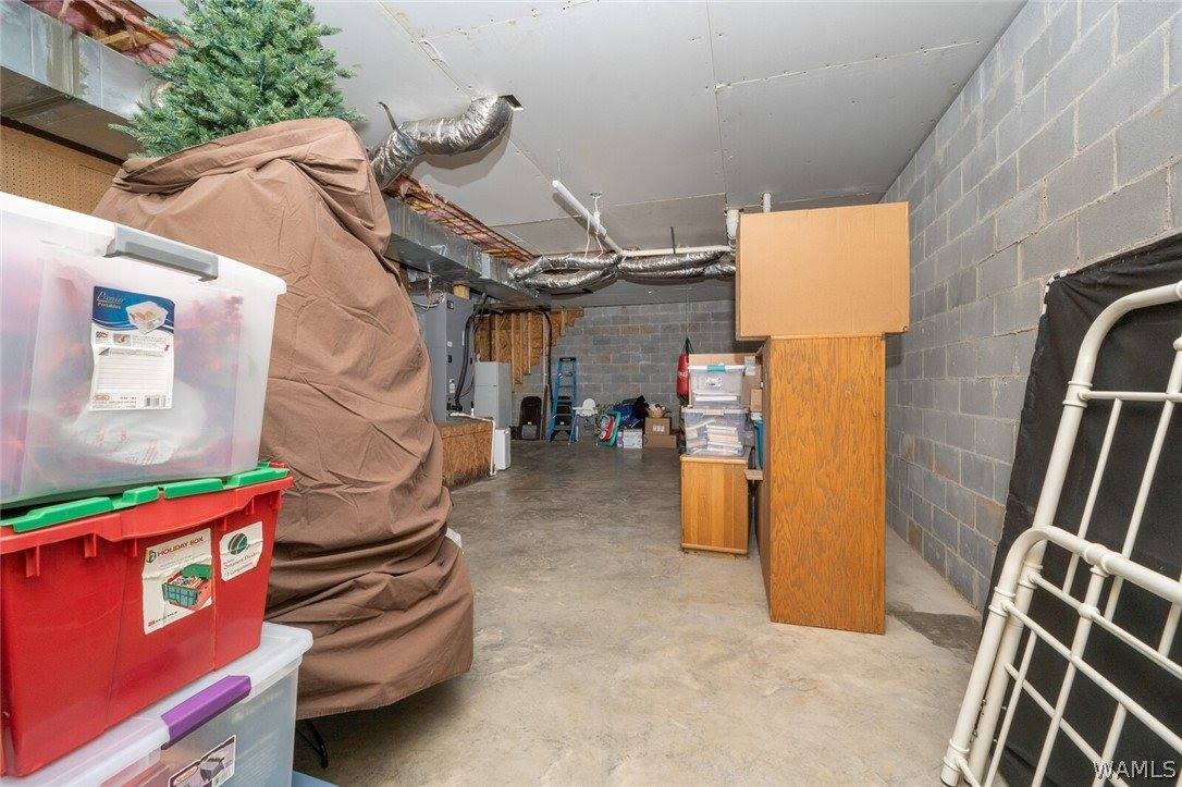 14530 Lost Lake Drive, Tuscaloosa, AL 35405