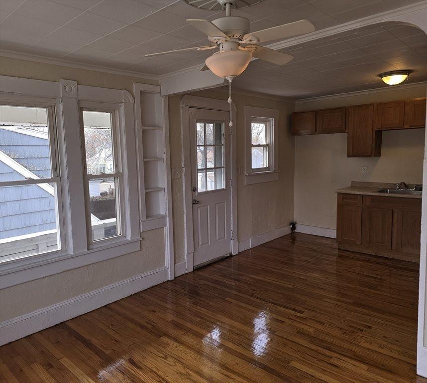 456-458 Page Blvd, Springfield, MA 01104