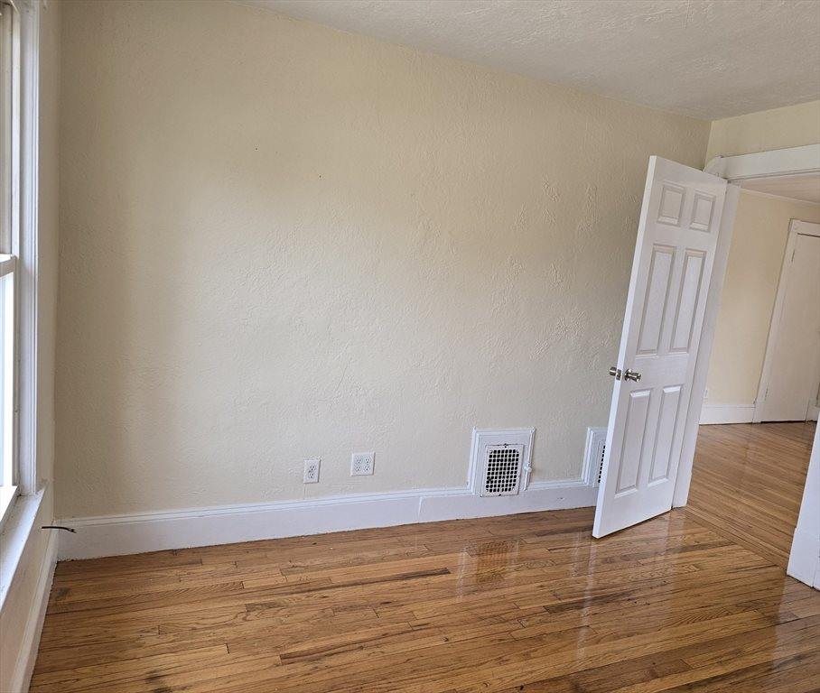 456-458 Page Blvd, Springfield, MA 01104