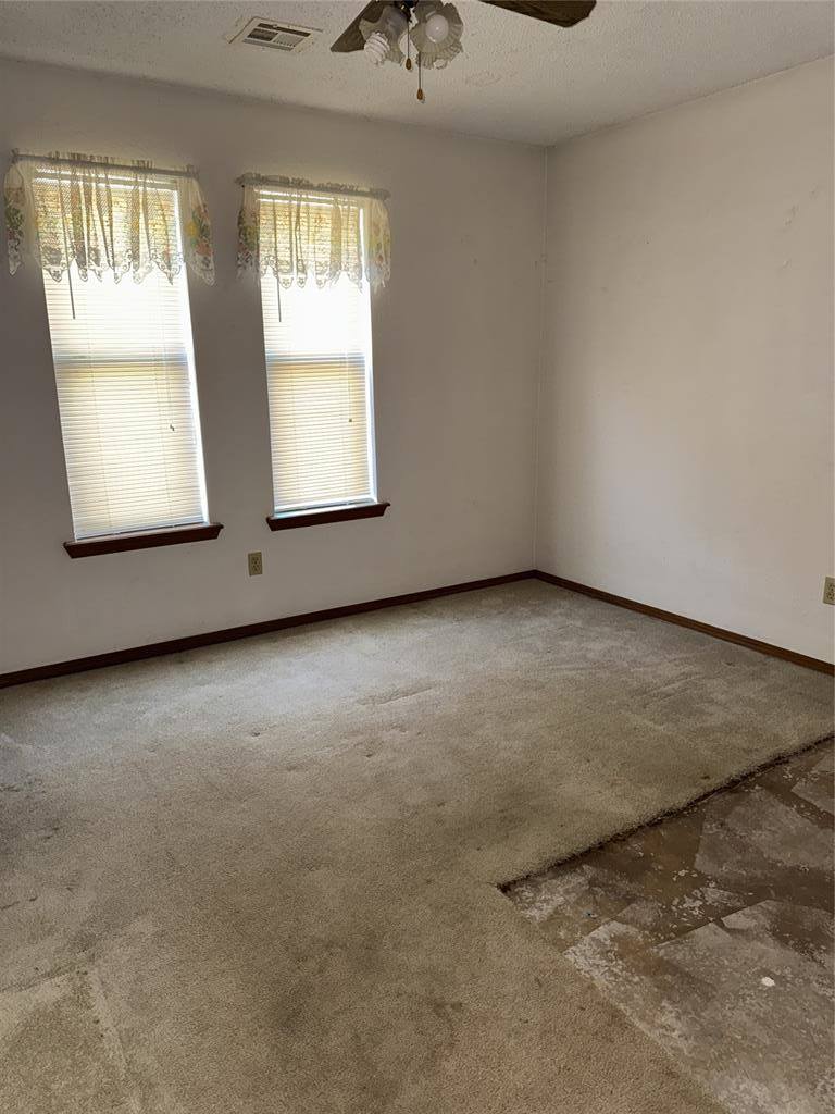 708 Cedar Lane Court, Tecumseh, OK 74873