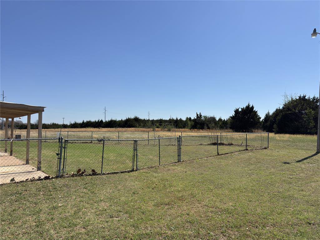 708 Cedar Lane Court, Tecumseh, OK 74873