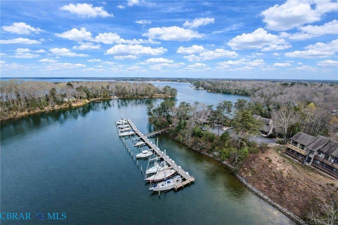 50 Villa Ridge Drive, Hartfield, VA 23071