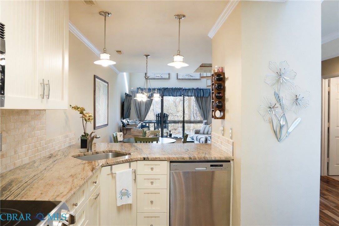 50 Villa Ridge Drive, Hartfield, VA 23071