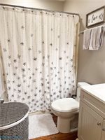 50 Villa Ridge Drive, Hartfield, VA 23071