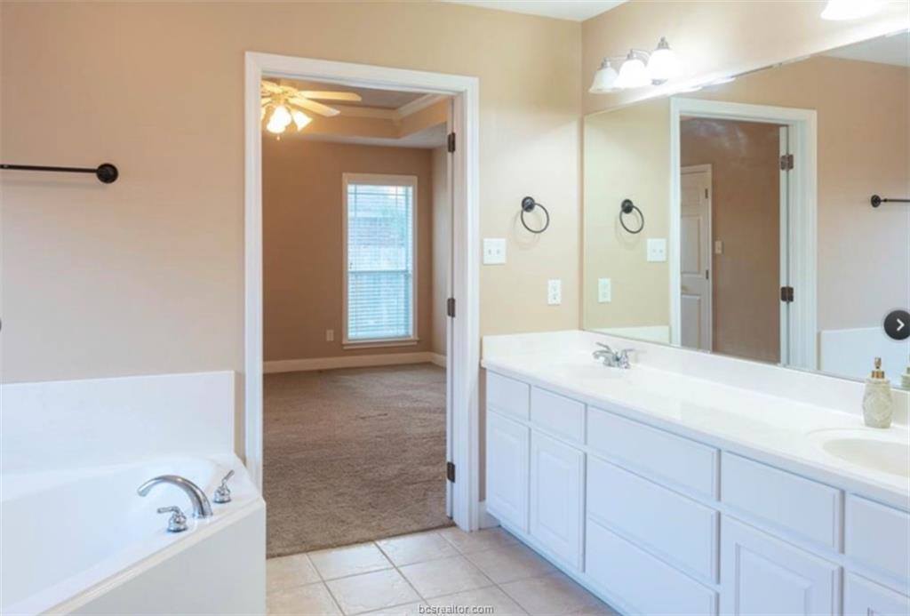 4200 Colchester Court, College Station, TX 77845